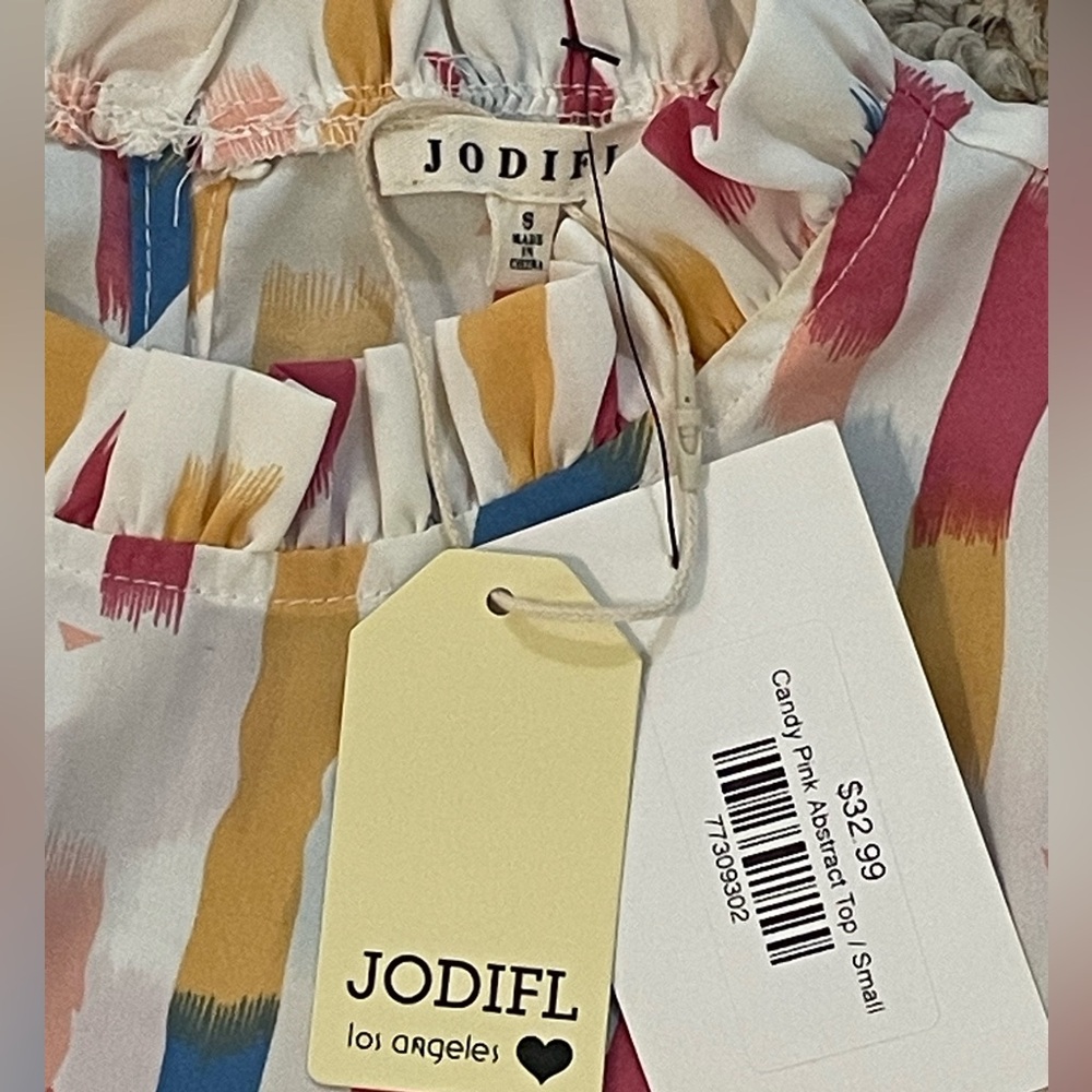 NWT Jodifl women’s abstract top ruffle sleeve shirt SMALL - Picture 2 of 9
